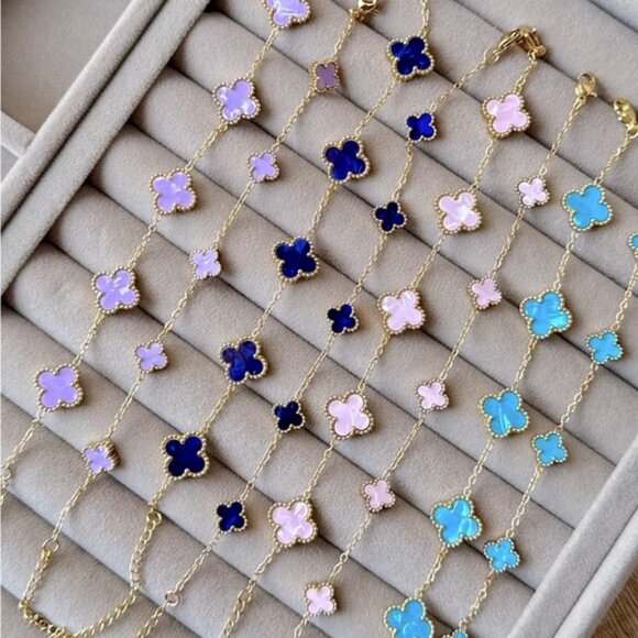 Light Pink Petite Clover Bracelet Stainless Steel Gold Tone Chain - Picture 3 of 8